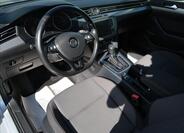 Volkswagen Passat 9