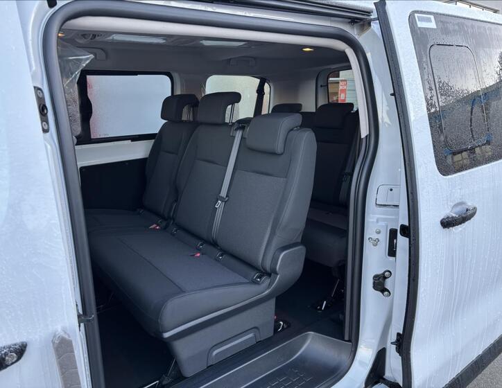 Toyota ProAce Verso 9