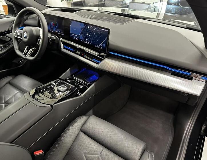 BMW Řada 5 8