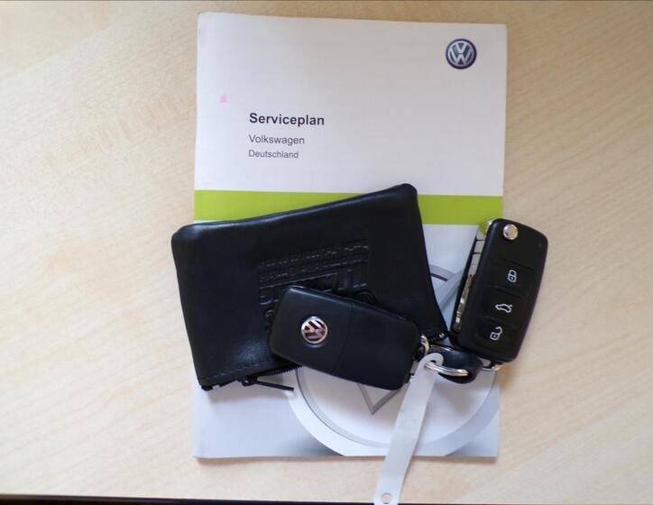 Volkswagen up! 25