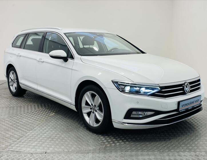 Volkswagen Passat 25