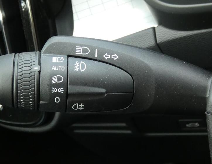 Volvo XC40 10