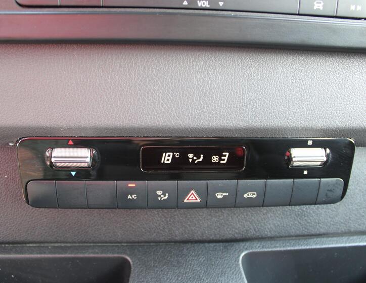 Mercedes-Benz Sprinter 16