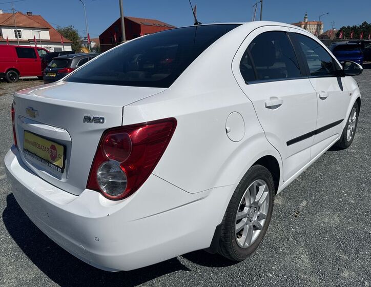 Chevrolet Aveo 6
