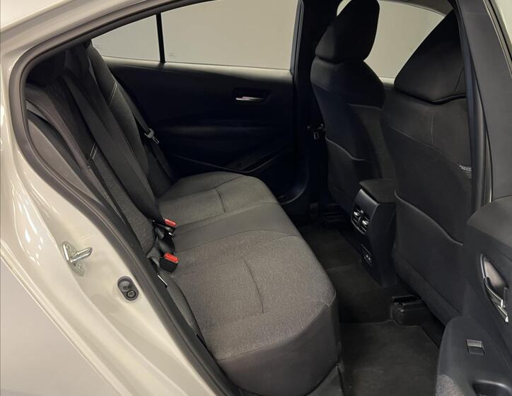 Toyota Corolla 10