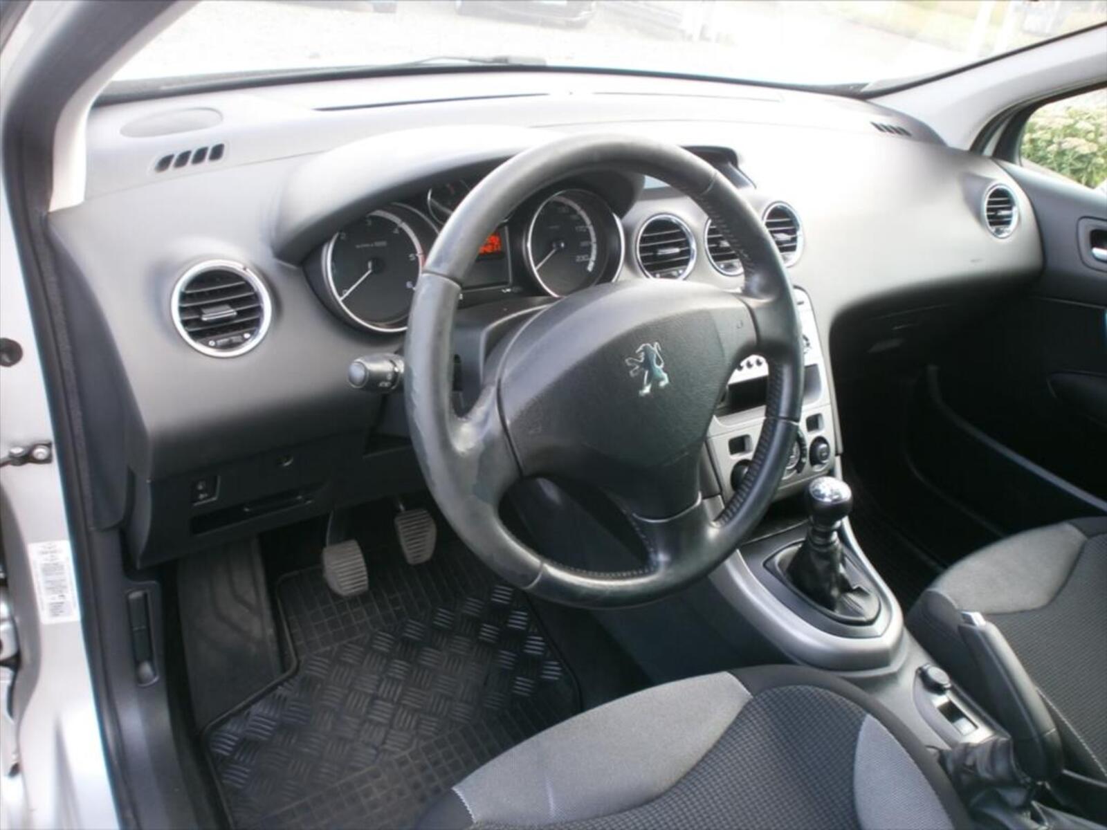 Peugeot 308 18