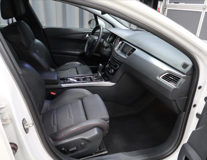 Peugeot 508 11