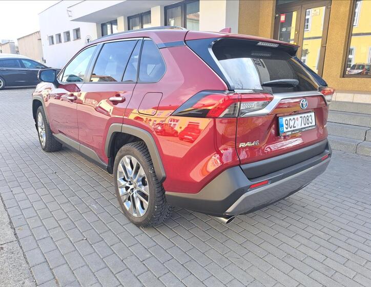 Toyota RAV4 5
