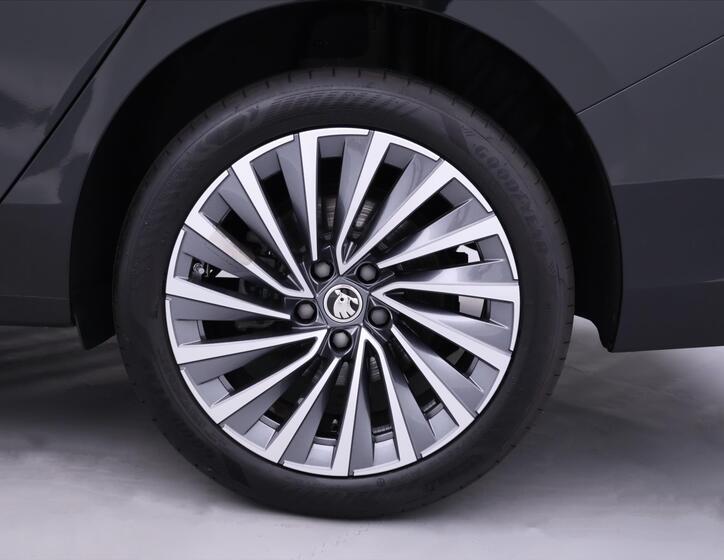 Škoda Superb 79