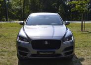 Jaguar F-Pace 2
