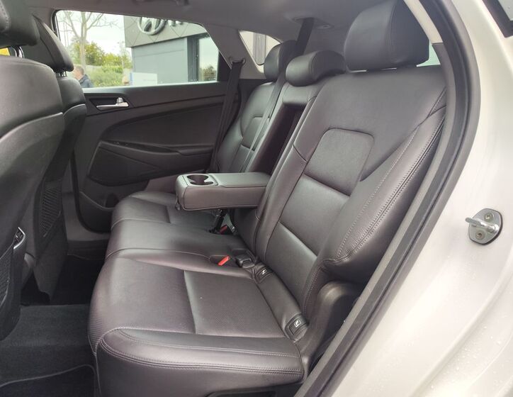 Hyundai Tucson 12