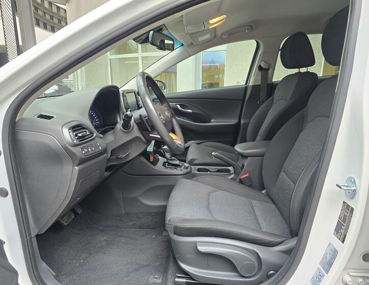 Hyundai i30 10