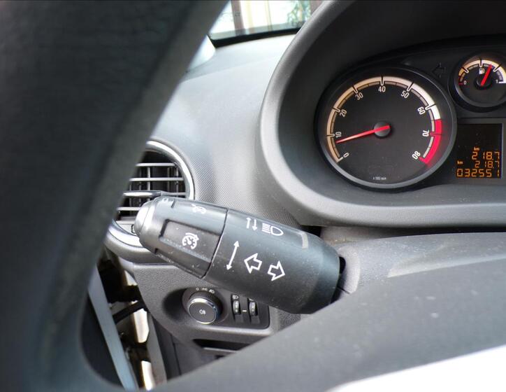 Opel Corsa 11