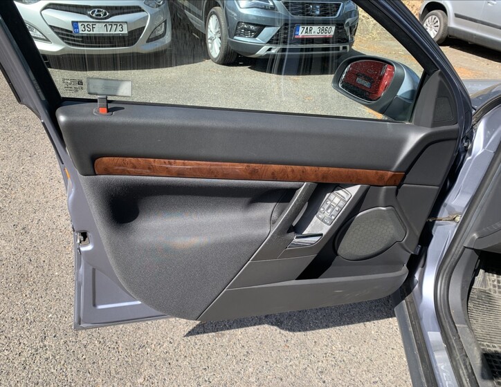 Opel Vectra 10