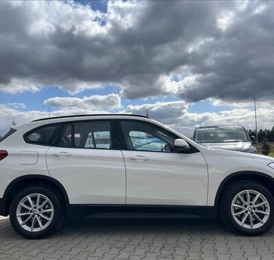 BMW X1 6