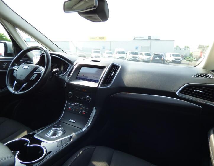 Ford S-MAX 56