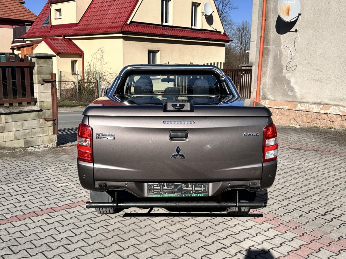 Mitsubishi L200