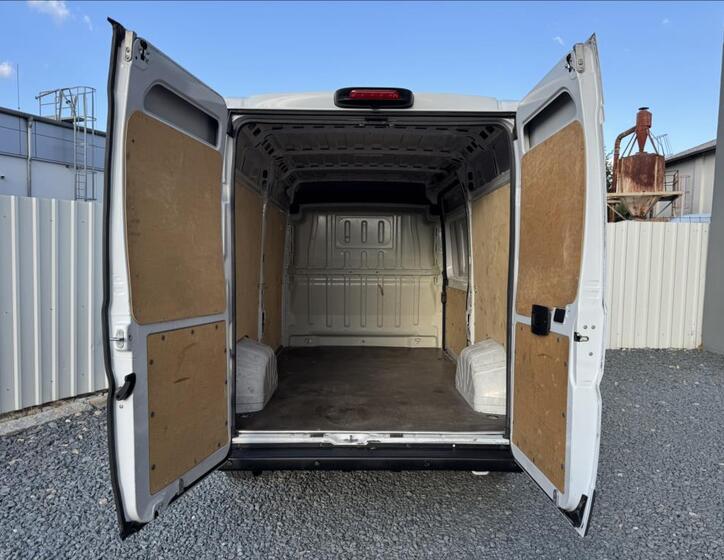 Peugeot Boxer 12