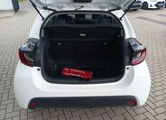 Toyota Yaris 12