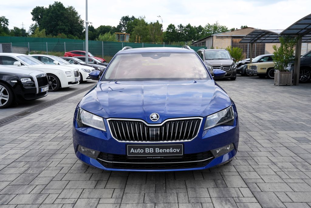 Škoda Superb