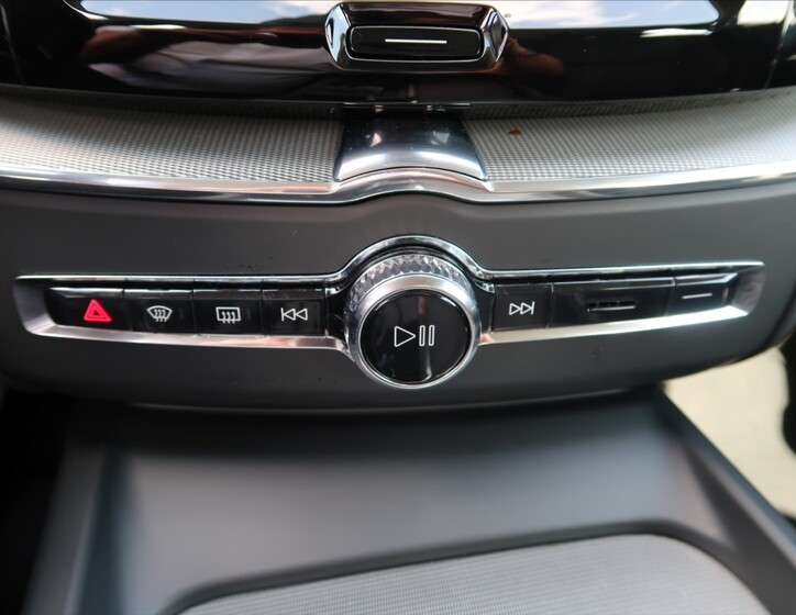 Volvo XC60 21