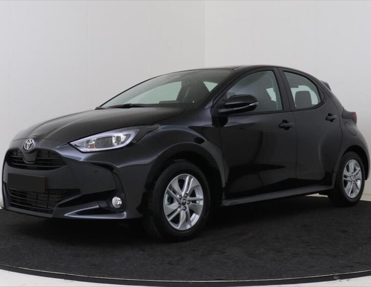 Toyota Yaris 1
