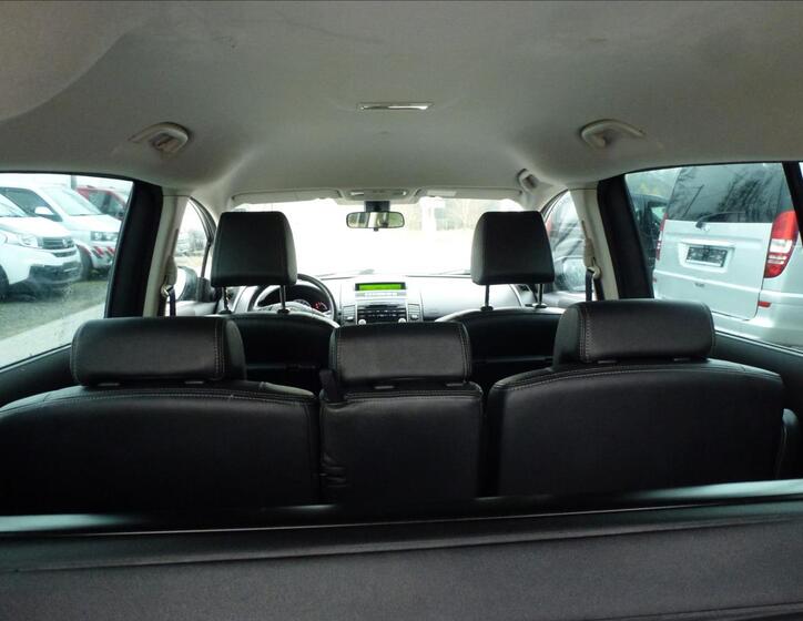 Mazda 5 23