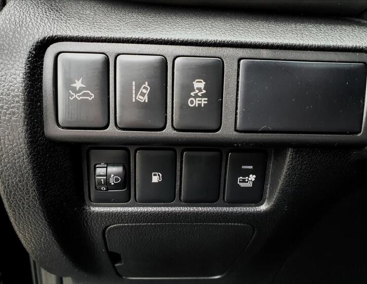 Mitsubishi Eclipse Cross 24
