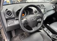 Toyota RAV4 29