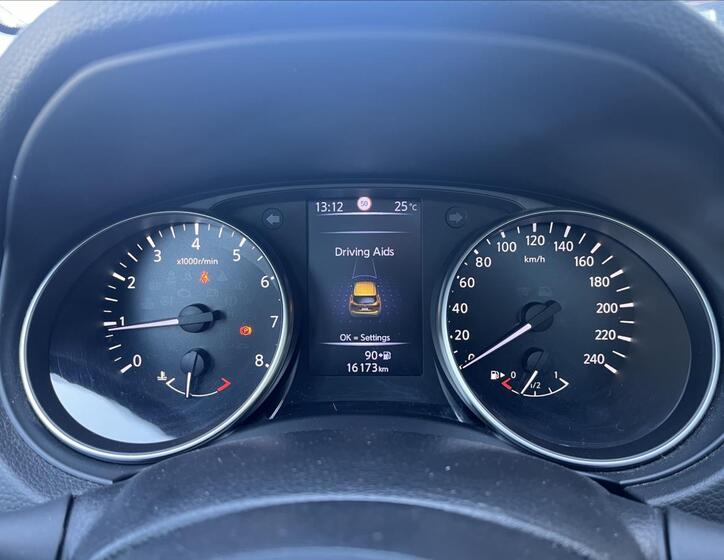 Nissan Qashqai 15