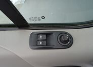 Opel Vivaro 12