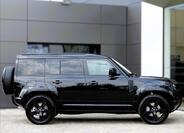 Land Rover Defender 4