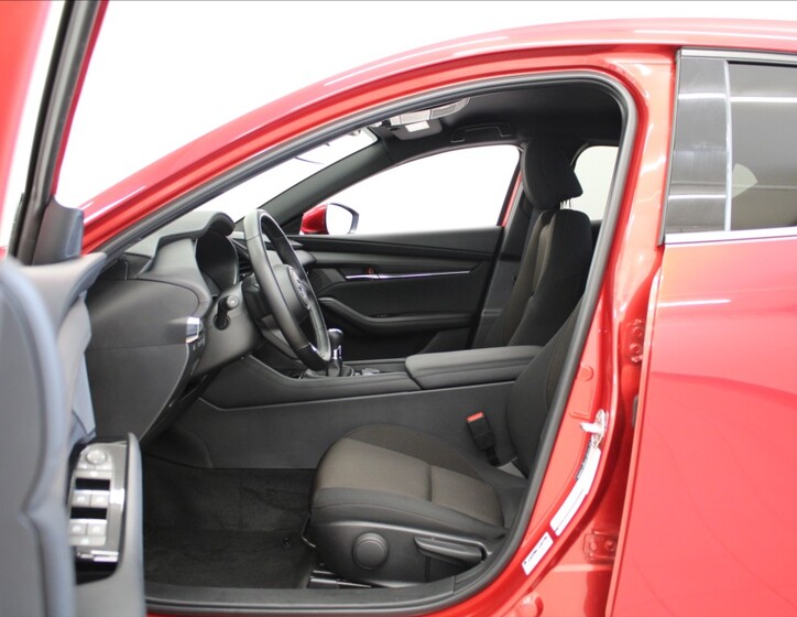 Mazda 3 6