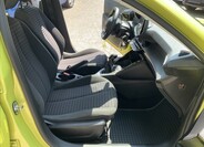 Peugeot 208 11