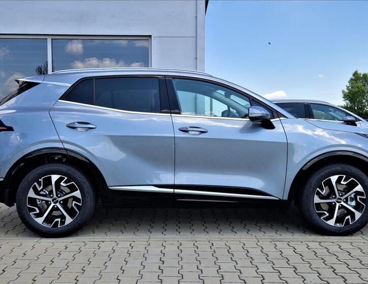 KIA Sportage 4