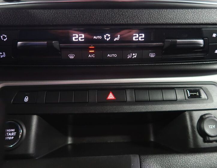 Toyota ProAce 19