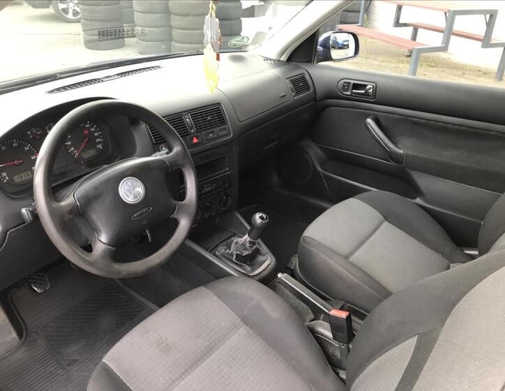 Volkswagen Golf 8