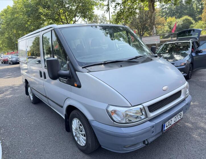 Ford Transit 8