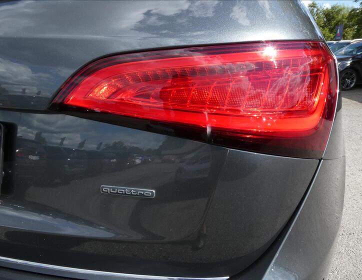 Audi Q5 11