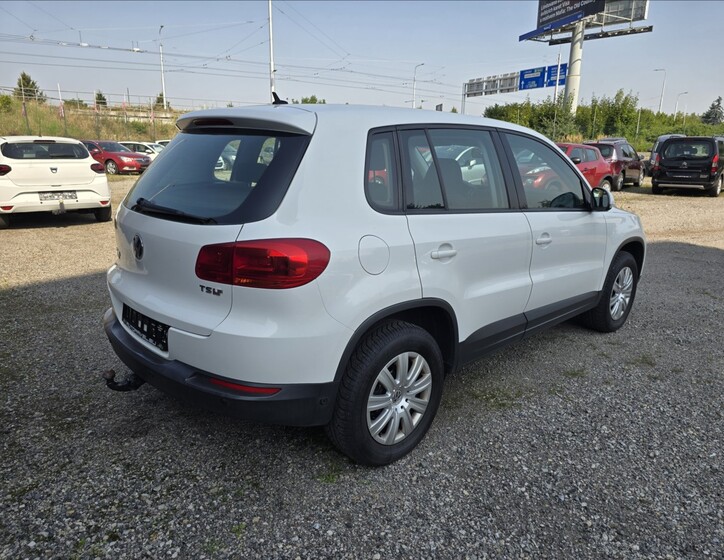 Volkswagen Tiguan 5