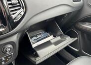Jeep Compass 38