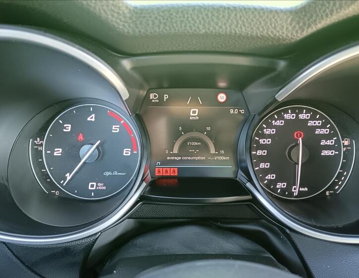 Alfa Romeo Stelvio 19