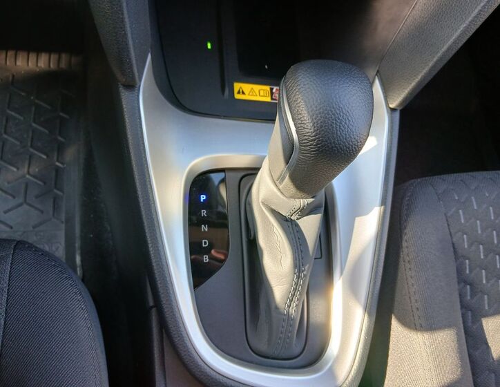 Toyota Yaris Cross 25