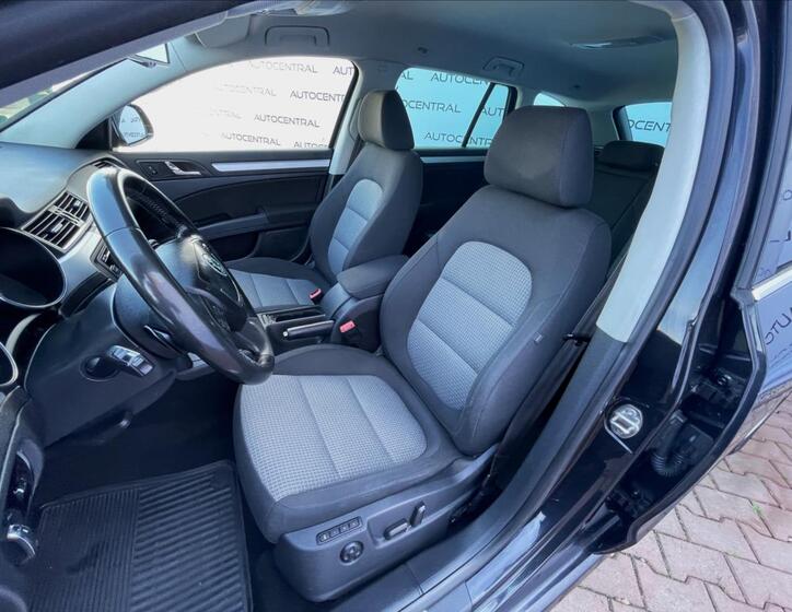 Škoda Superb 11