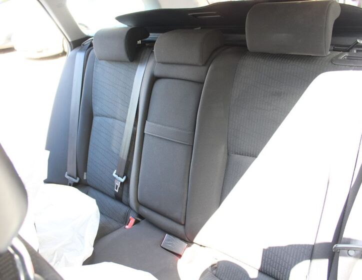 Toyota Avensis 25