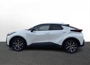 Toyota C-HR 4