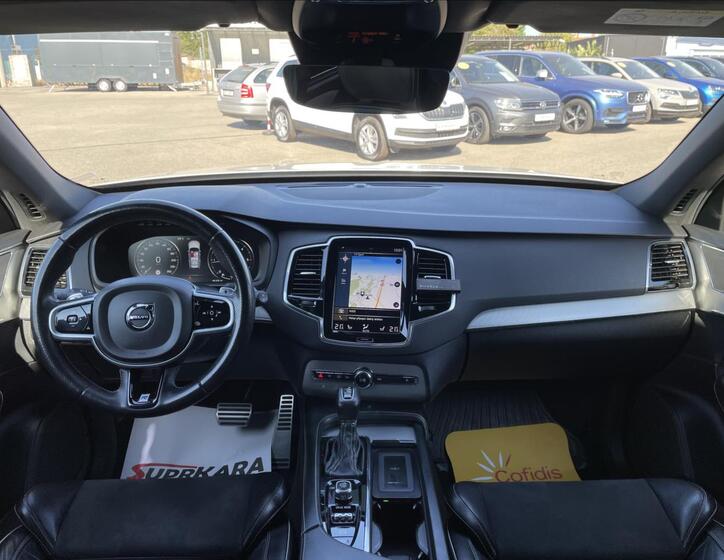 Volvo XC90 10