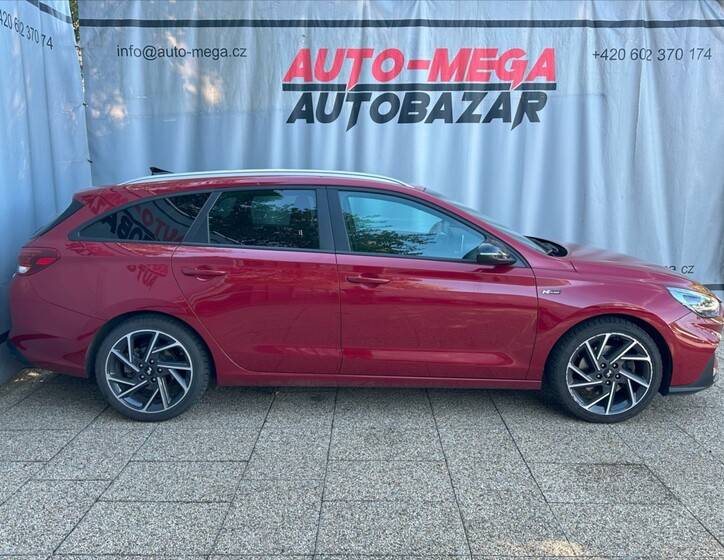 Hyundai i30 4