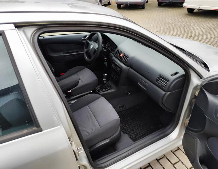 Škoda Octavia 28