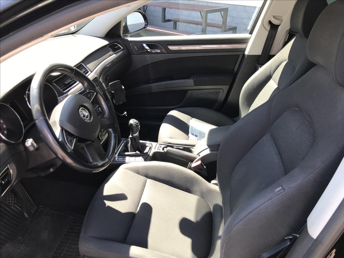 Škoda Superb